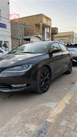 Chrysler 200